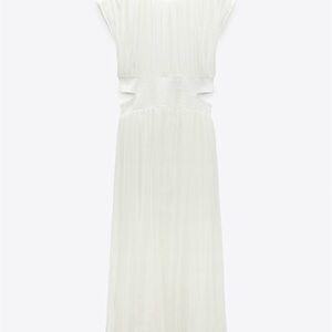 Elegant White Maxi Dress